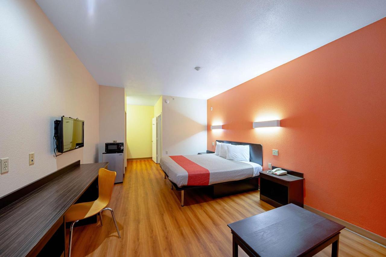 Motel 6-Rhome, Tx 외부 사진